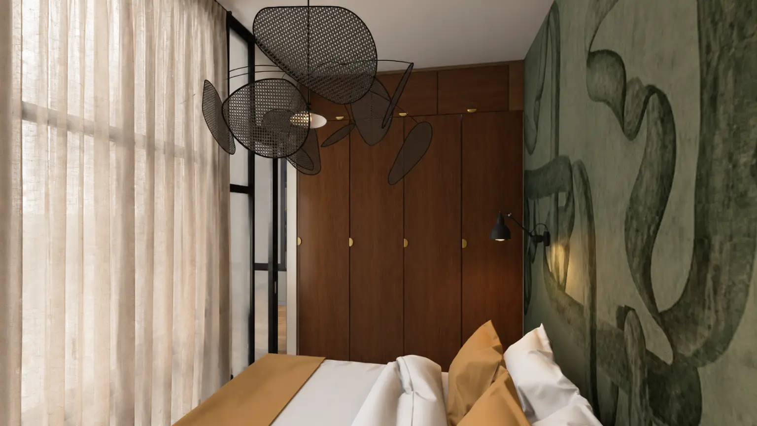 Pyrénées 271 : chambre avec placards en bois et papier peint végétal